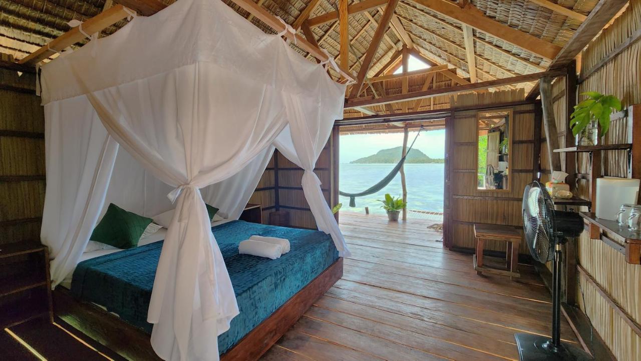 Mansuar Raja Ampat Bungalows Kri Экстерьер фото