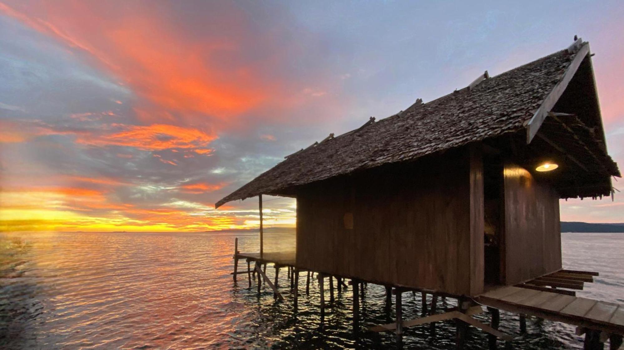 Mansuar Raja Ampat Bungalows Kri Экстерьер фото